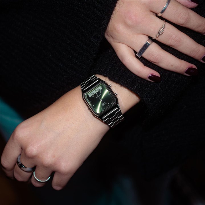 CASIO VINTAGE Mod. EDGY COLLECTION SUNRAY DIAL - GREEN MOSS - WW.AQ-230A-3AMQYES - Teknashop Ltd