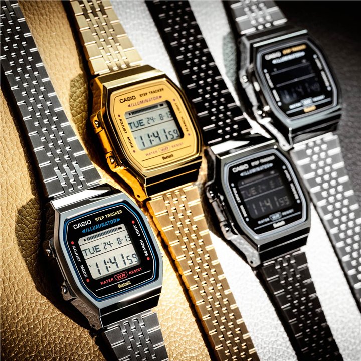 CASIO VINTAGE Mod. BLUETOOTH® SMARTPHONE LINK - GOLD - built-in accelerometer senses body movements + steps counter - GOLD - WW.
