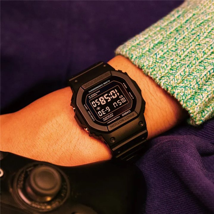CASIO G-SHOCK Mod. THE ORIGIN - RAINBOW BRICK WALL SERIE - WW.DW-5600RW-1ER - Teknashop Ltd