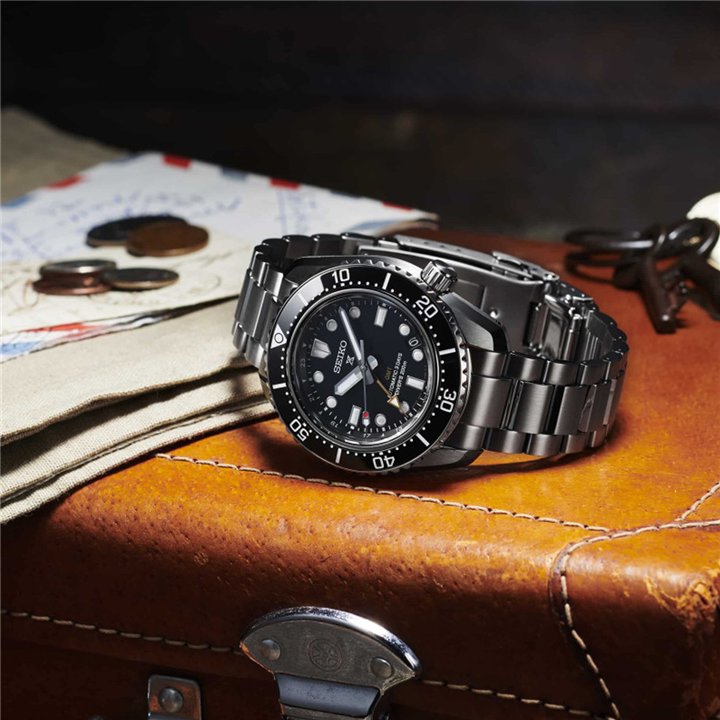 SEIKO PROSPEX Mod. GMT DIVER'S 200M - WW.SPB383J1 - Teknashop Ltd