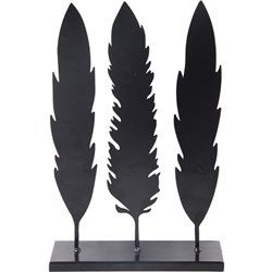 FIGURA PLUMA HIERRO