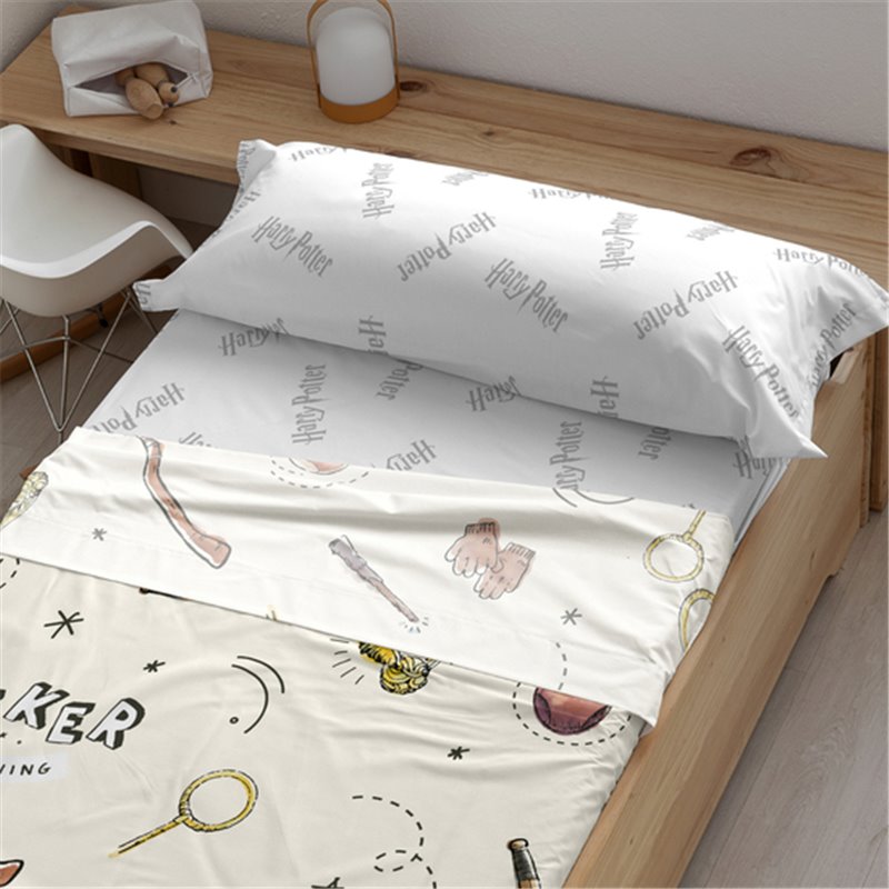 JUEGO DE SÁBANAS CON ALMOHADA Y BAJERA ESTAMPADAS 100% ALGODÓN MODELO QUIDDITCH CHILD PARA CAMA DE 105.