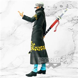 FIGURA GRANDISTA NERO TRAFLAGAR LAW ONE PIECE 29CM