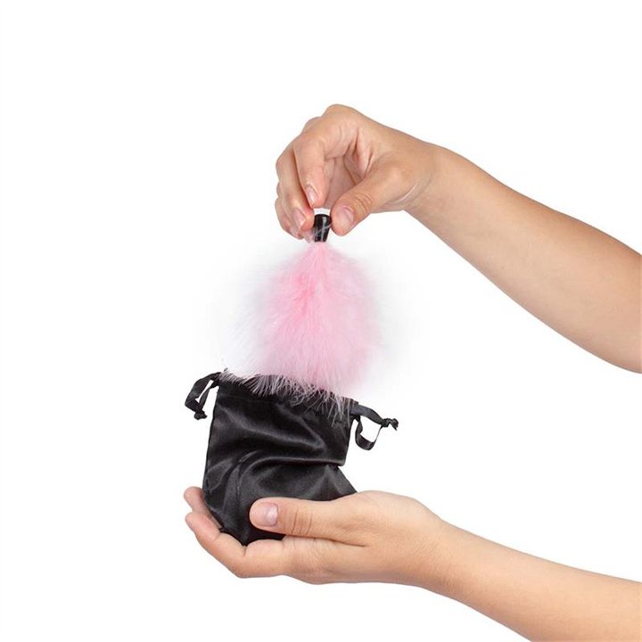 100% Edible Powder Kit and Feather Tickler Chocolate, Cinnamon and Ginger Flavor - F3686 - Teknashop Ltd
