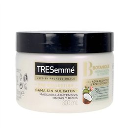 Tresemmé Botanique Cactus & Coconut Water Mask 300ml - unisex - Teknashop Ltd