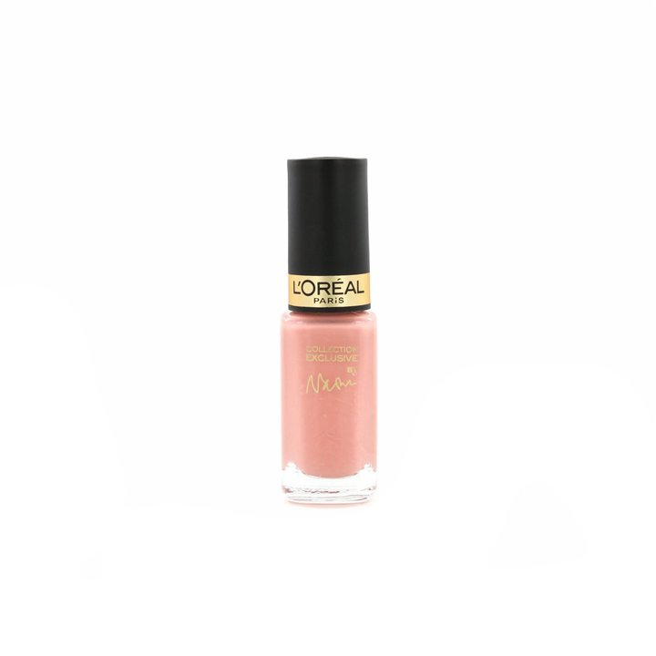 L'Oreal Paris, Color Riche Collection Exclusive By Naomi, Nail Polish, Naomi's Delicate Rose, 5 ml - Teknashop Ltd