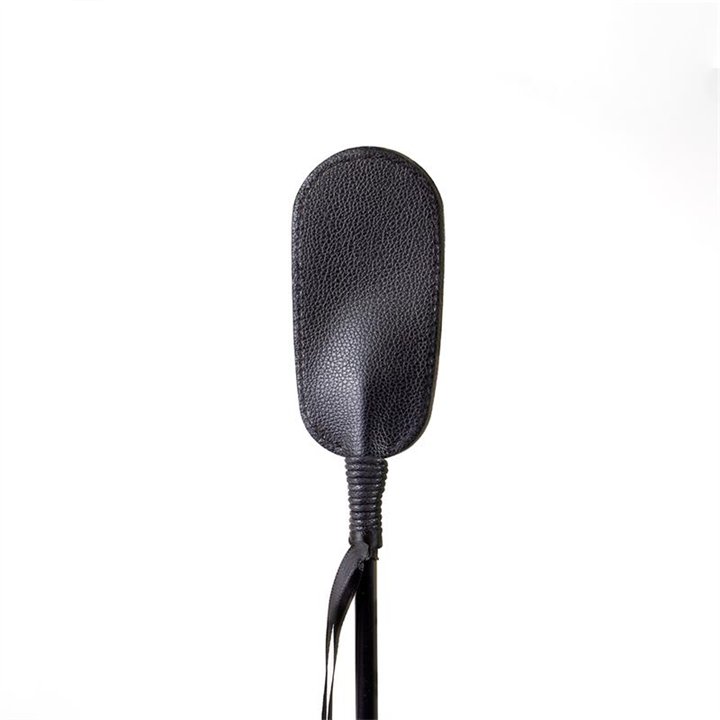 Oval-shaped synthetic leather whip - F6266 - Teknashop Ltd