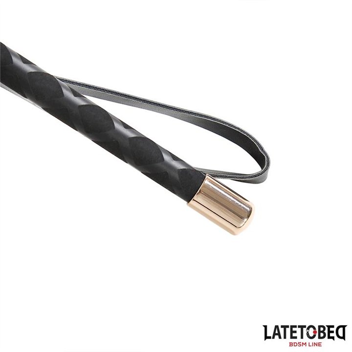 Classic Whip Golden Metal 45cm - 8436615006885 - Teknashop Ltd