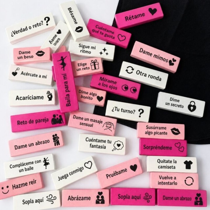 DIABLO PICANTE - BAG OF 16 LOVE BLOCKS - SPANISH VERSION - D-245895 - Teknashop Ltd