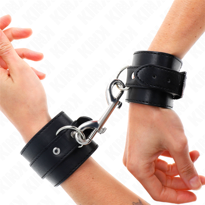KINK - WRIST RESTRAINTS-SINGLE RIVET ROW AND BIG BUCKLE BLACK ADJUSTABLE 17-28 CM X 5 CM - D-241051