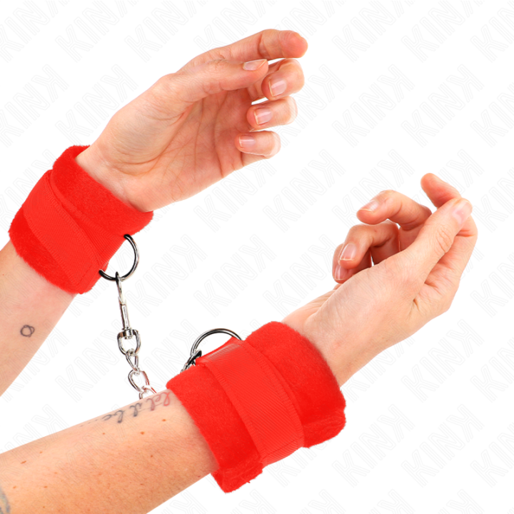 KINK - BEGINNER FUR HAND CUFFS RED 30 X 7 CM - D-241107